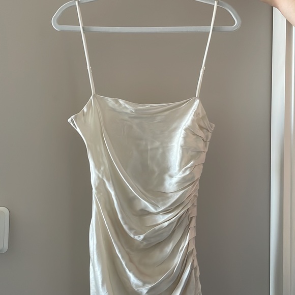 NWT Meshki Claudette Satin Drape Dress - Picture 5 of 10